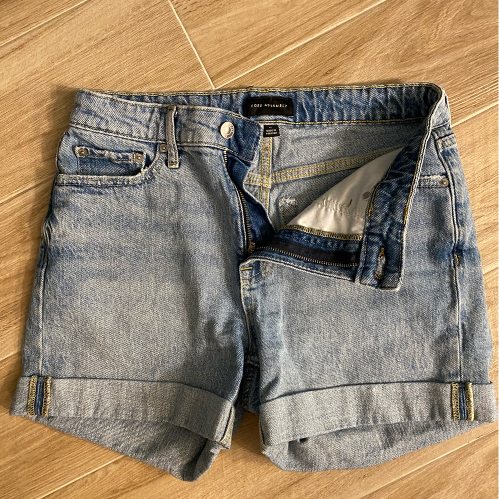 Free Assembly High Rise Denim Short - Picture 2 of 4